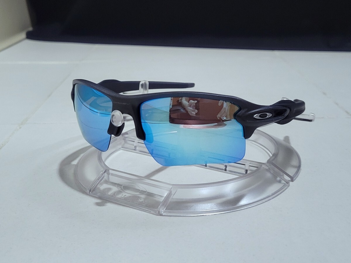 正規品 新品 偏光レンズ2枚付き OAKLEY FLAK 2.0 XL オークリー フラック Sapphire Polarized サファイア ポラライズド サングラス_画像6