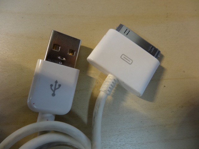 [送料無料 即決] Apple Dockコネクタ USBケーブル (Dock Connector to USB Cable) USEDの画像2