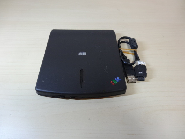 [送料無料 即決] IBM USB Portable CD-ROM Drive USED品_画像1