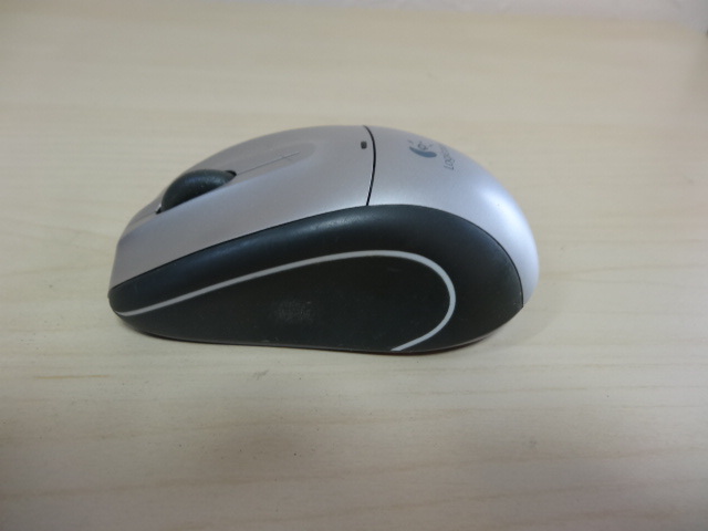 [送料無料 即決] Logicool Wireless Mouse M-RBY125 ジャンク_画像2