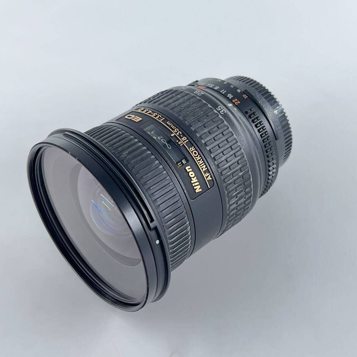 U4 Nikon ED ニコン AF NIKKOR 18-35mm 1:3.5-4.5 D カメラレンズ レンズの画像1