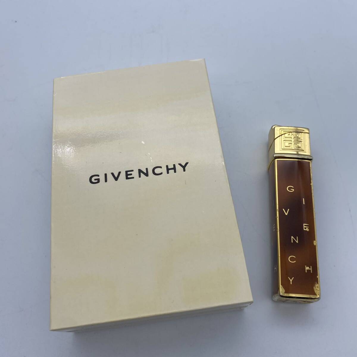 1円〜 GIVENCHY ジバンシー ガスライター 喫煙具 箱付き 美品の画像2