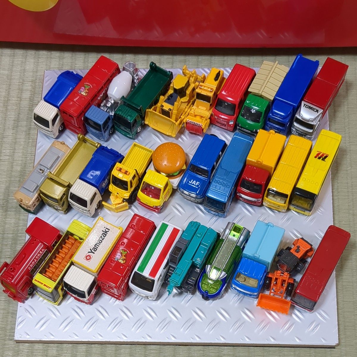 トミカ30台セットまとめ売り|Yahoo!フリマ(旧PayPayフリマ) トミカ30台セットまとめ売り|Yahoo!フリマ(旧PayPayフリマ)