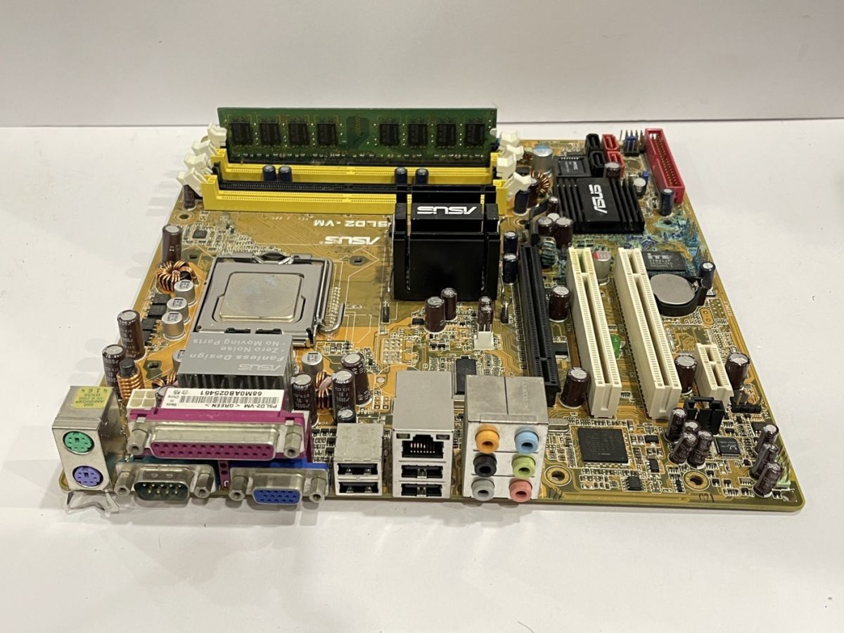 【中古】ASUS P5LD2 CORE 2 DUO E6600 通電OKポストせず【2424040014601】_画像3