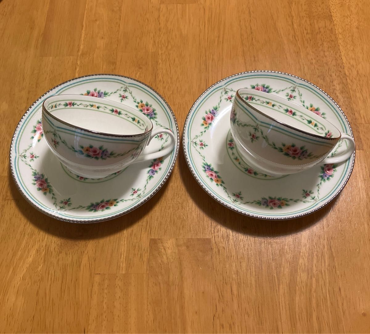 Noritake ノリタケ　カップ&ソーサー　2客組ティーカップ　ペア