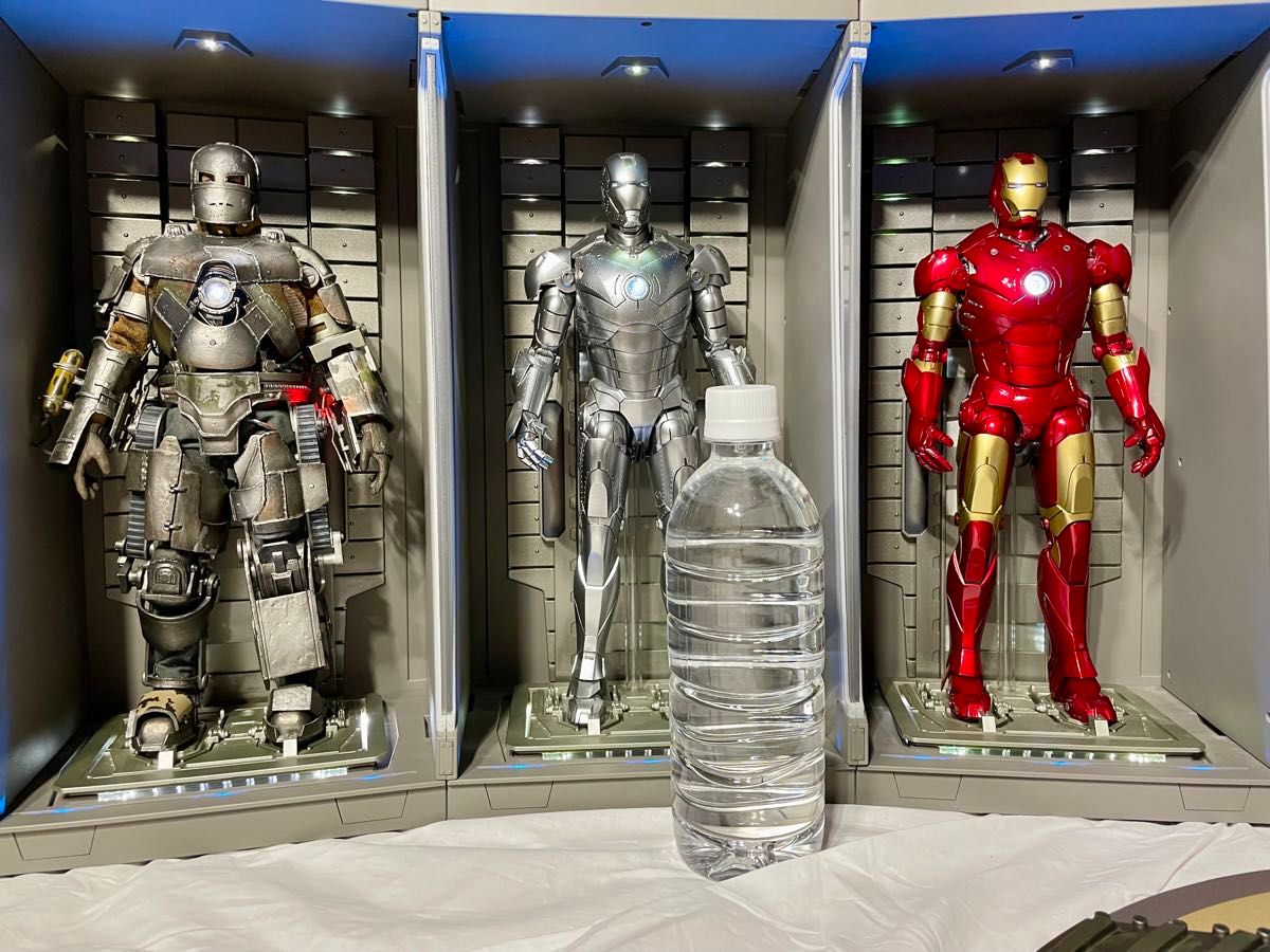 HotToysホットトイズIronman Mk.Ⅰ1/6 アイアンマン　マーク１　2.0版ホール・オブ・アーマー　セット