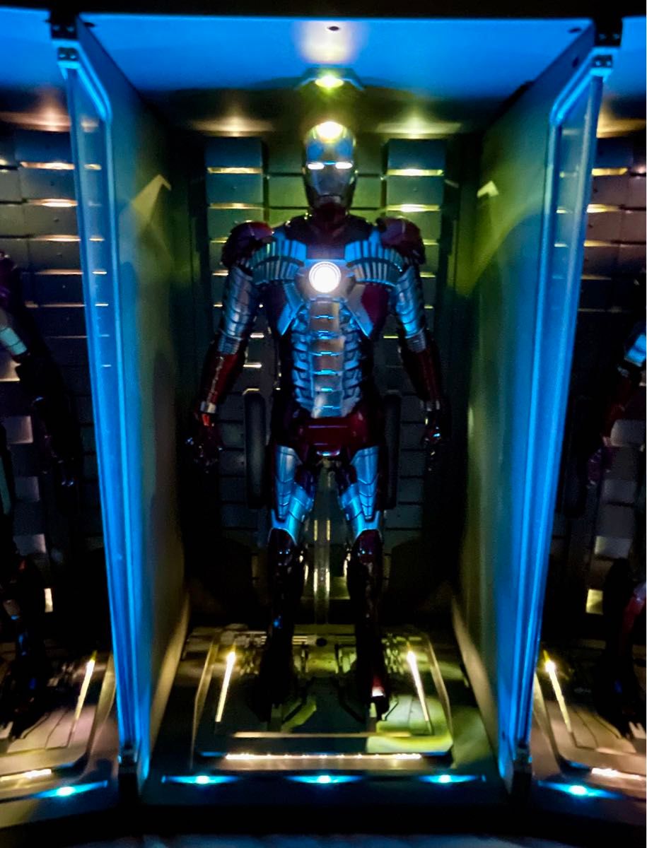 ホットトイズIronman Mk Ⅴ DIECASTアイアンマン マーク5 ダイ ホットトイズIronman Mk Ⅴ DIECASTアイアンマン マーク5 ダイ