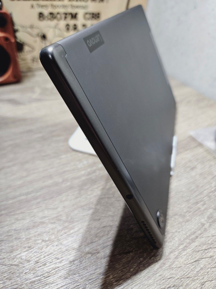 美品　Lenovo Tab M10 FHD Plus　64GB タブレット