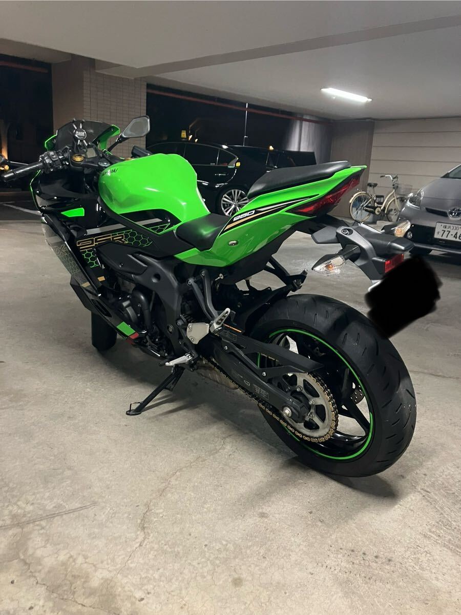 【個人出品 売り切り】 ZX-25R SE KRT 2021年 モデル 自賠責R8年1月までの画像6