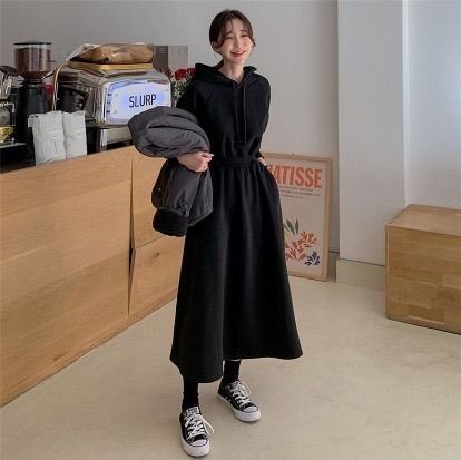 【新商品】パーカー　ワンピ　ロング丈　黒　スウェット　かわいい　韓国　女性