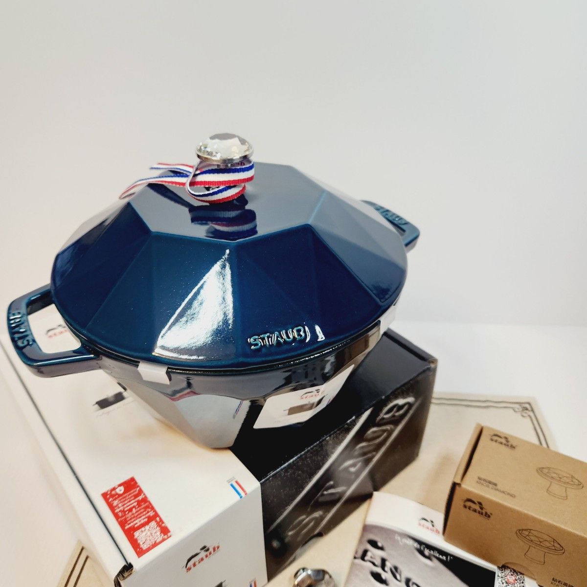 staub ココットダイヤモンド ダイヤモンドツマミ付き 22 staub ココットダイヤモンド ダイヤモンドツマミ付き 22