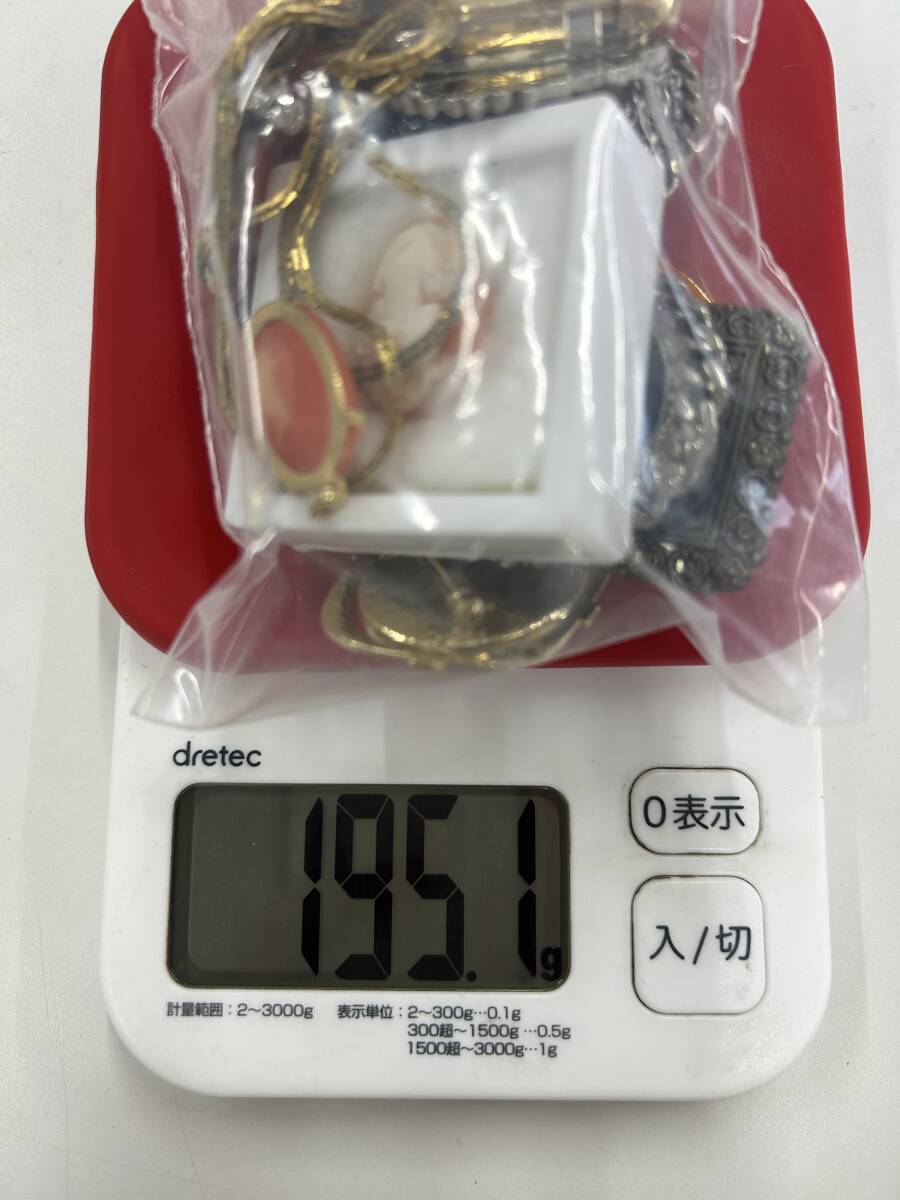 M-5965 【同梱不可】980円～ 現状品 シェルカメオまとめ 11点セット ブローチ/ペンダントトップ/ネックレス/ライター 総重量：194.9gの画像8