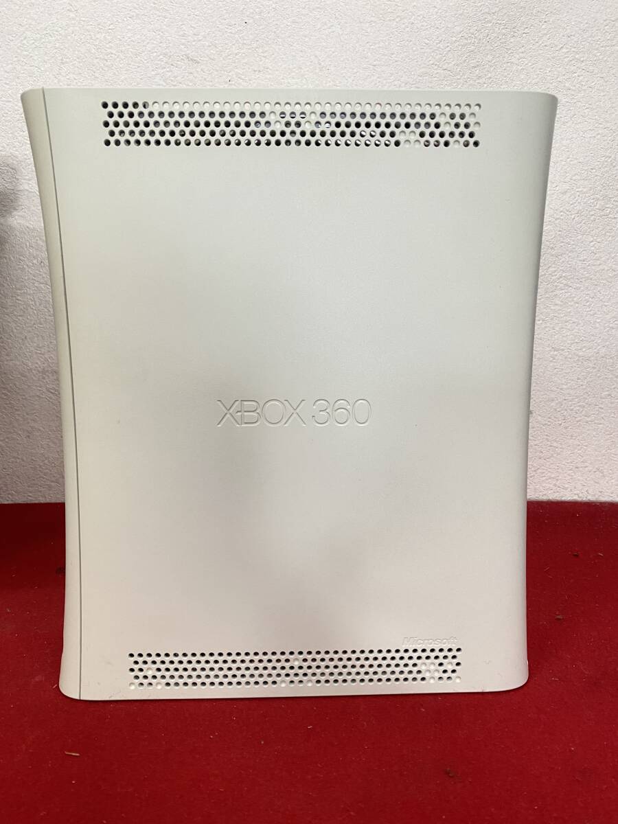 再M-5974 【同梱不可】980円～ 現状品 XBOX 360 CONSOLE 本体 コントローラー ソフトセット 初期モデル ホワイト ゲーム機 通電可 の画像3