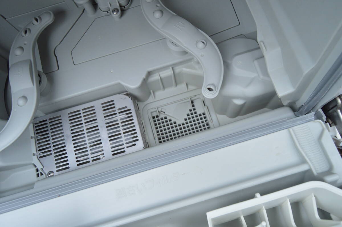 中古 動作品 Panasonic パナソニック NP-TCR3-W 食洗器 食器洗い乾燥機 2016年製 家財便配送_画像6