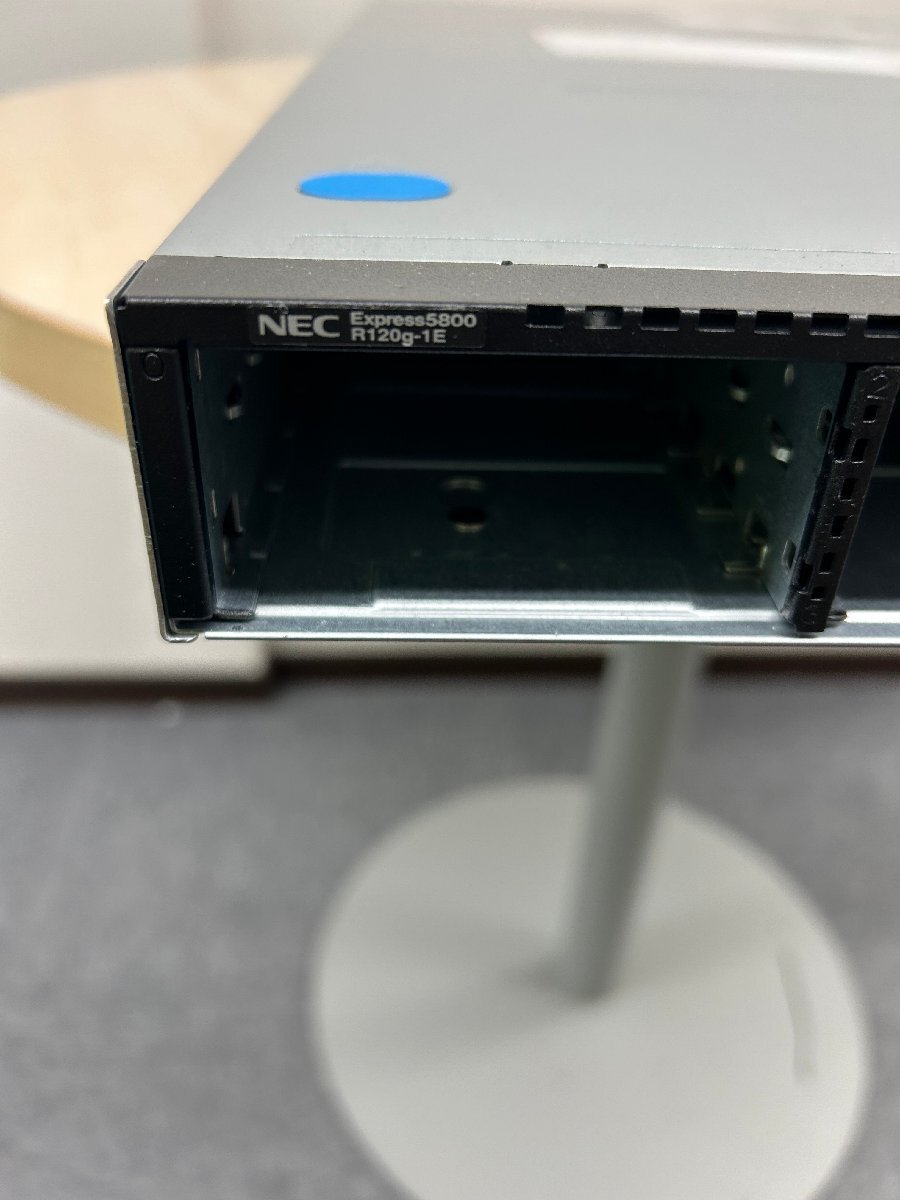 【中古品・BIOS起動確認済】 NEC Express5800 R120g-1E N8100-2424Y E5-2603 v4 x2 / 64GB / HDDなし_画像2