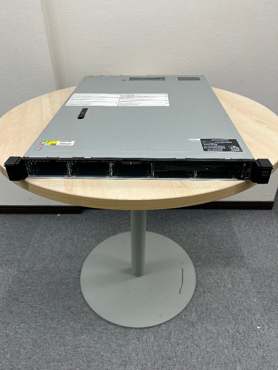 【中古品・BIOS起動確認済】 NEC Express5800 R120h-1E N8100-2602Y Silver 4112 x2 / 64GB / HDDなし / E208i-a SR Gen10の画像1