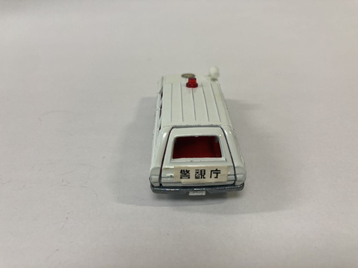トミカ ミニカー No77 日産 セドリックバン パトカー 赤シート （パトランプ前方タイプ）おまけコピー箱付きの画像5