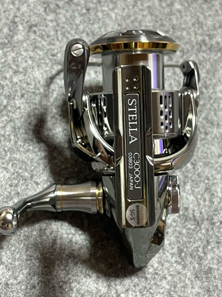 シマノ SHIMANO 18ステラ C3000 STELLA スピニングリール_画像3