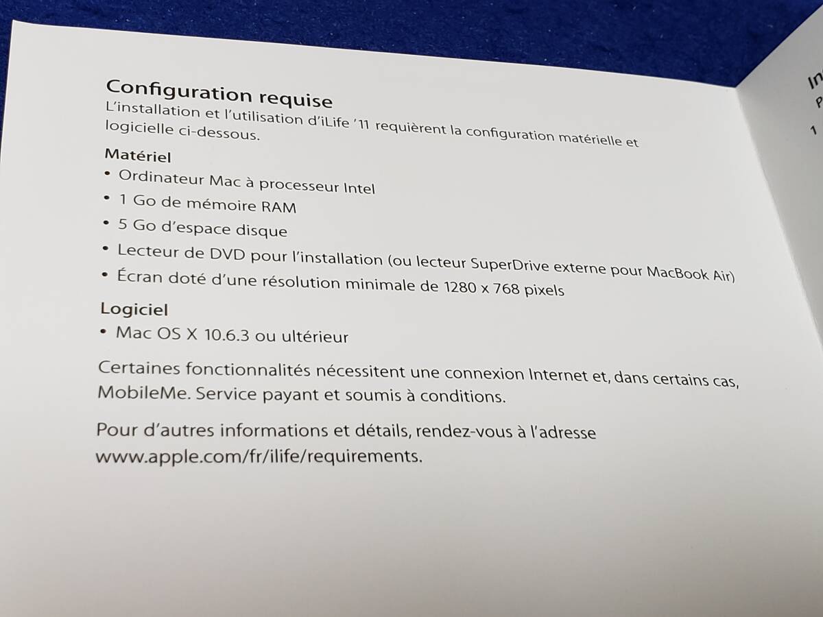 CD009 Apple iLife Version11　2010年　フランス語で書かれているので詳細がわかりませんでした 盤面キレイです ディスク1枚と説明書です _画像4