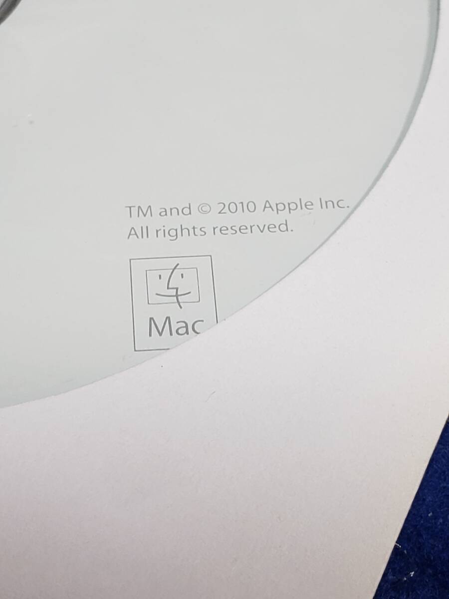CD009 Apple iLife Version11　2010年　フランス語で書かれているので詳細がわかりませんでした 盤面キレイです ディスク1枚と説明書です _画像3