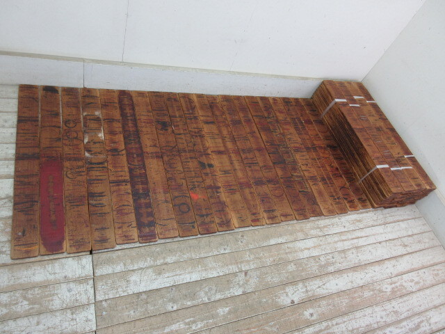 会津漆職人の古い漆板 約88センチ×8㎝ 100枚セットP58    アンティーク古材DIY古道具敷板店舗什器無垢材の画像10