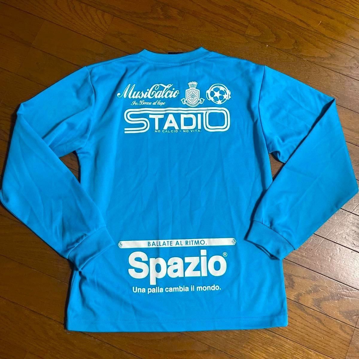Spazio レディースS スポーツシャツ　長袖　速乾　水色　フットサル　運動