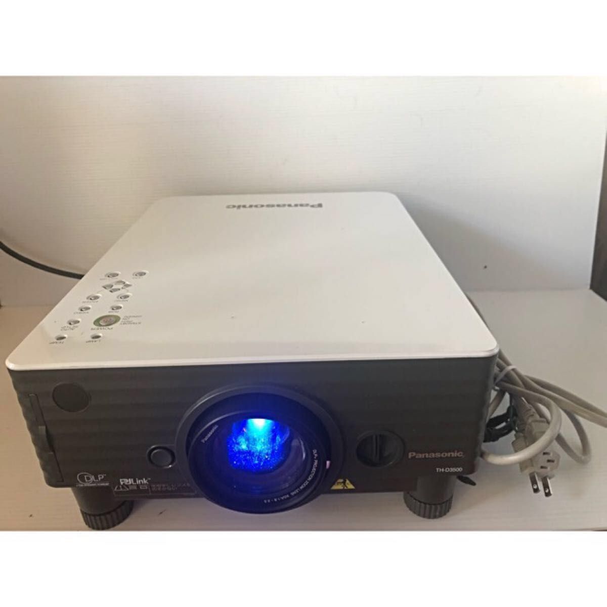 PANASONIC プロジェクター TH-D3500 3500ルーメン ランプ使用628 PANASONIC プロジェクター TH-D3500 3500ルーメン ランプ使用628