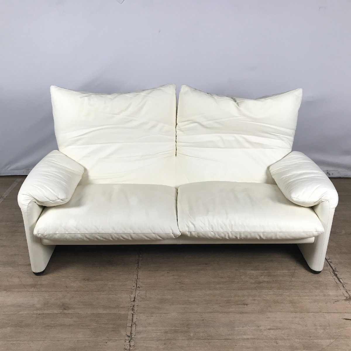 1204 沖縄県 離島配送不可 Cassina カッシーナ MARALUNGA 1204 沖縄県 離島配送不可 Cassina カッシーナ MARALUNGA