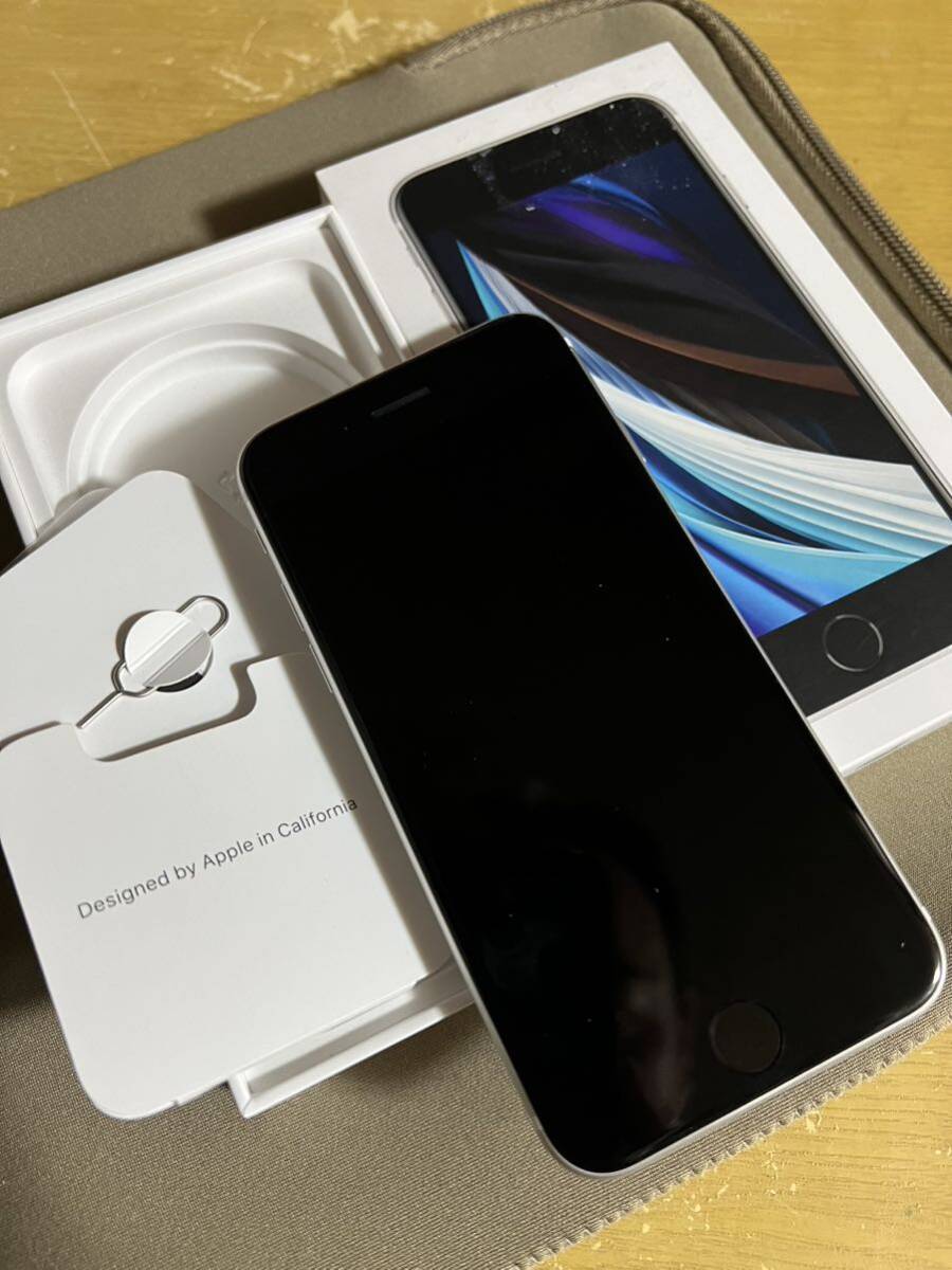 iPhoneSE 64G white SIM free 