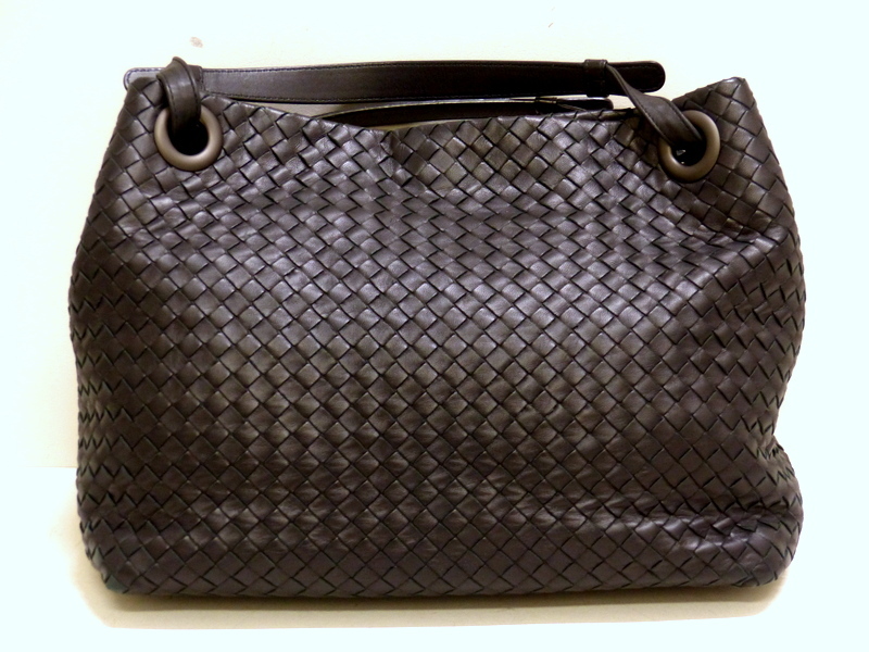 【893】 BOTTEGA VENETA ボッテガヴェネタ ガルダ イントレチャート ラム A4収納可_画像1