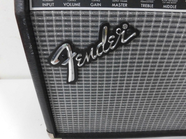 Fender Sidekick 15RX フェンダー ギター アンプ 通電確認のみ ジャンク扱い 激安1円スタートの画像4