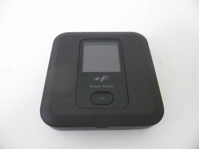  FUJISOFT 富士ソフト FS030W モバイル Wi-Fi ルーター 通電確認 ジャンク扱い 激安1円スタートの画像2