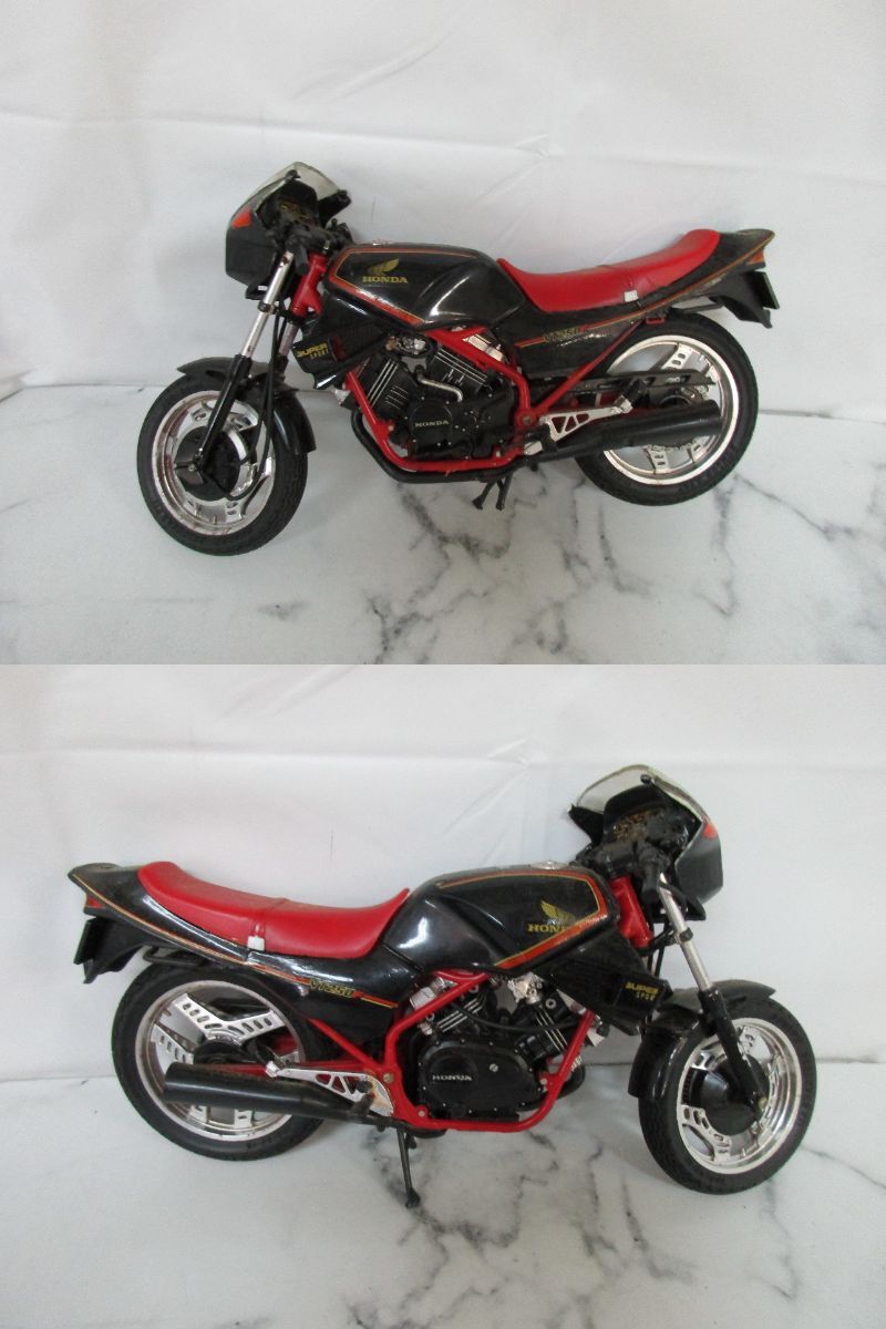 T4-50 バイク 模型 5点 まとめ 【HONDA(ホンダ) CX500 VT250 / SUZUKI(スズキ) / 他】 プラモデル コレクション ※現状品の画像5