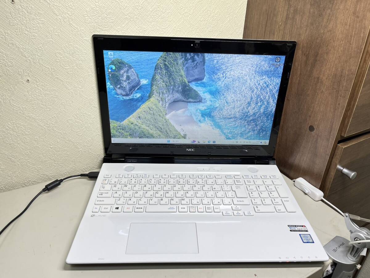 【SSD搭載】NEC Lavie windows11/i3-6100U/新品SSD512/メモリ8GB/DVD-RW/高速動作/動作品 【送料無料】YX0214