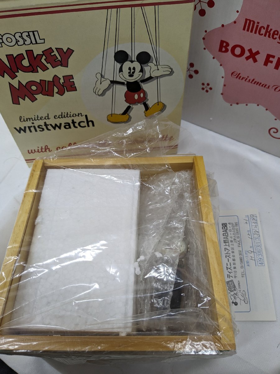 未使用 ディズニー/Disney フィギュア 腕時計などまとめ SHOWCASE トレジャーボックス FOSSIL Mickey Mouse RESORT FANの画像6