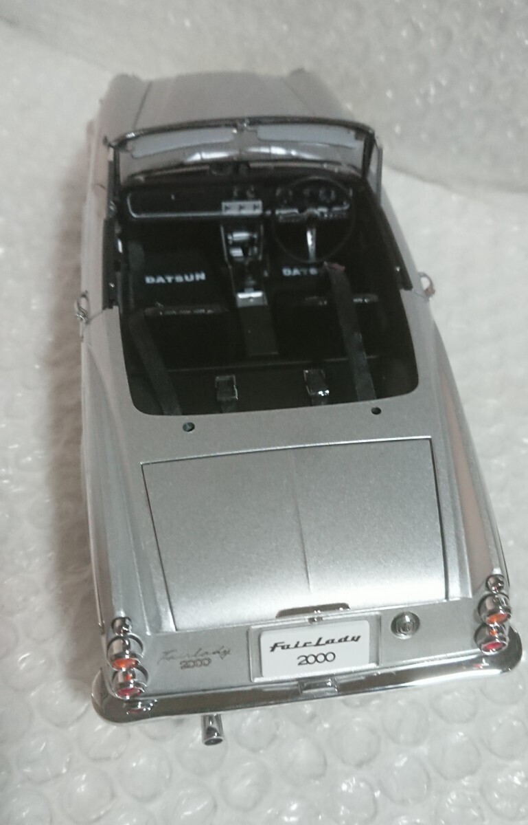 ジャック品 オートアート AUTOart DATSUN FAIRLADY 2000 1/18スケールの画像9