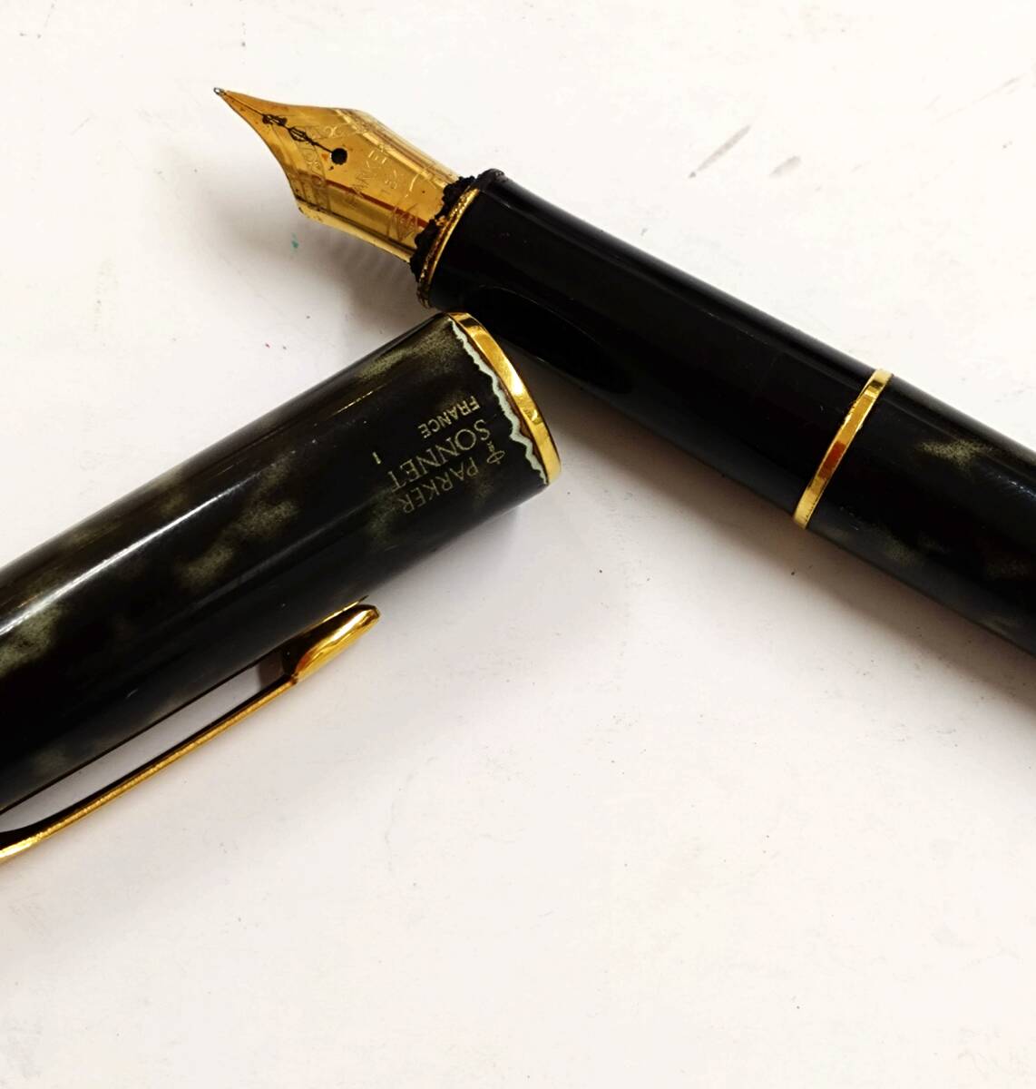 #25389 ** [PARKER/ Parker / fountain pen & ballpen & mechanical pencil set ] pen .18K SONNET marble × Gold stationery writing implements **