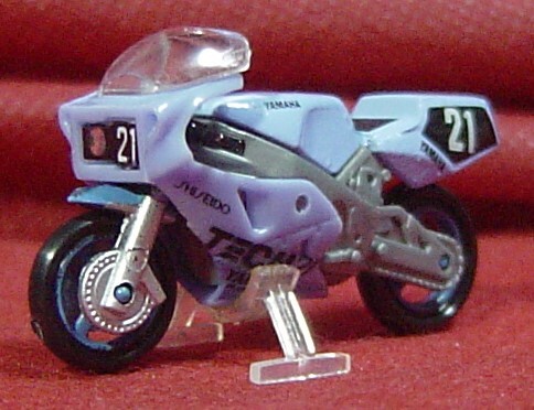 12B41-40　世界最小？　ヤマハ　FZR750　テック21　1985　平忠彦　YZF750