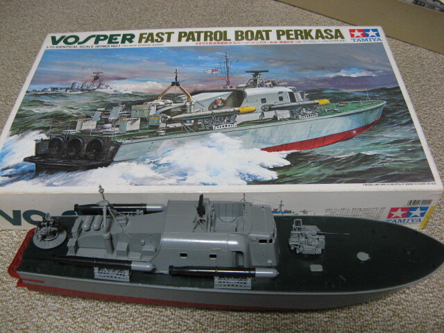 Yahoo!オークション - ラジコンボート 1/72 イギリス高速魚雷艇 Yahoo!オークション - ラジコンボート 1/72 イギリス高速魚雷艇