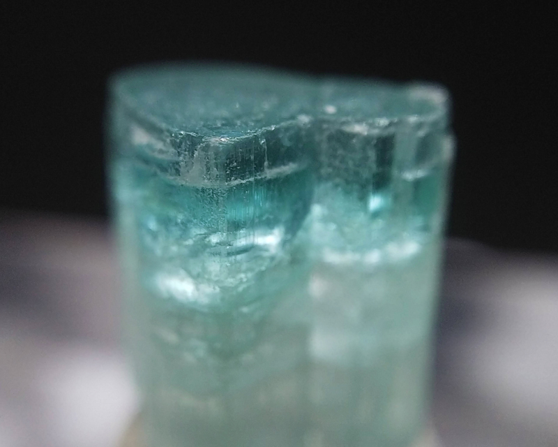 ブルーグリーン×カラーレス バイカラー トルマリン 電気石 標本 結晶 原石 約4.10ct アフガニスタン・Peach鉱山産 13の画像4