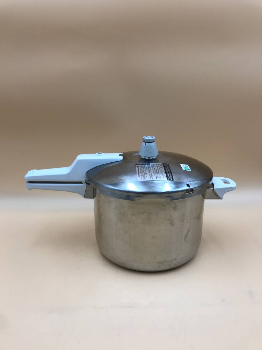 A102440 Asahi light metal home use pressure pan pressure cooker pressure nabe. power pan 5.5L diameter approximately 21cm used 240402