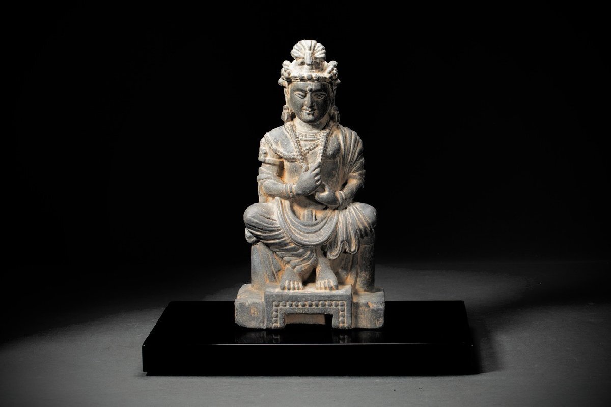 【善古堂】某有名オークション買入 時代物 灰色片岩彫 ガンダーラ・釈迦王子座像 骨董品 古美術 　