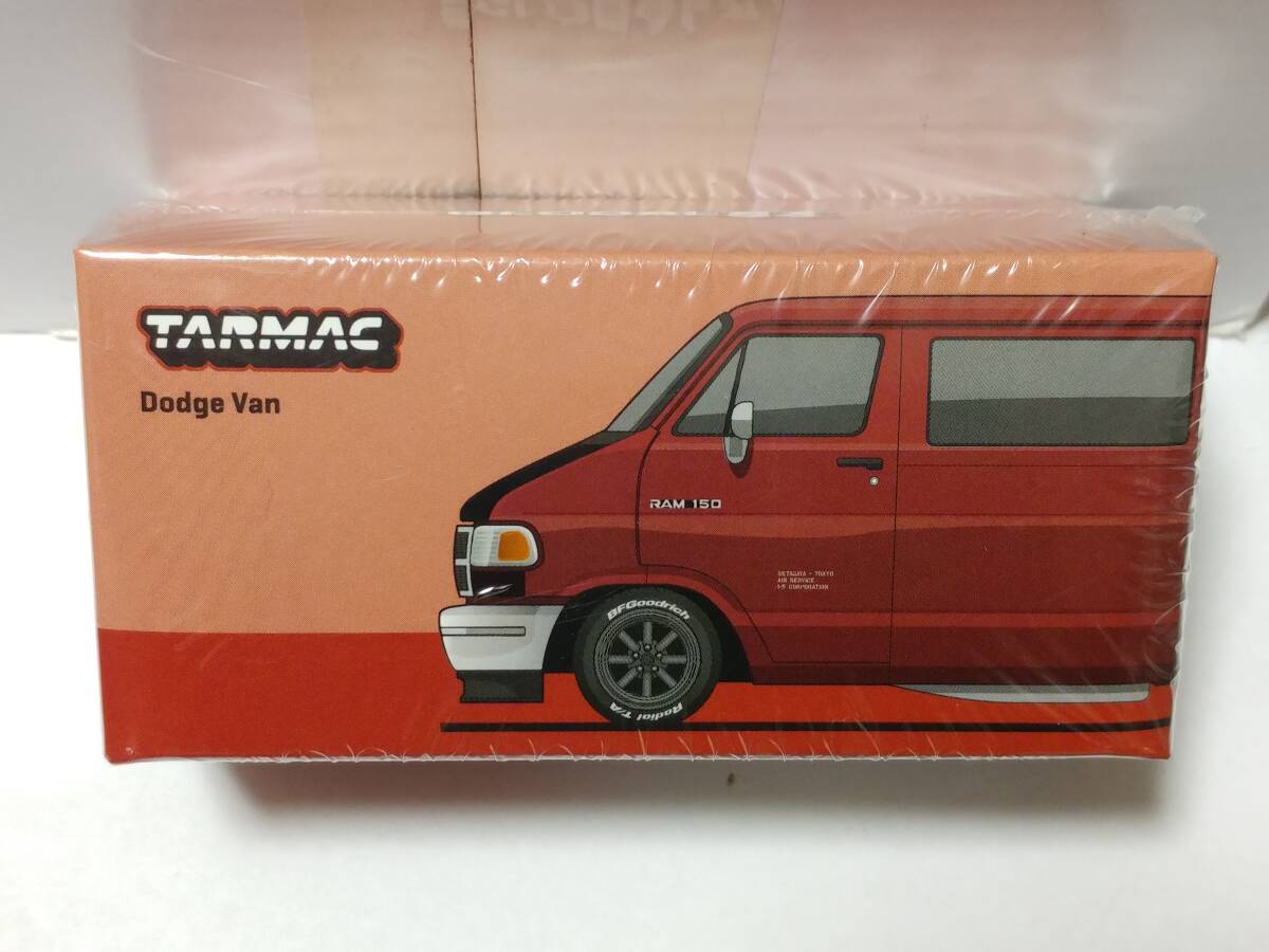 Tarmac Works 1/64 ダッチ バン レッド T64G-TL032-REの画像1
