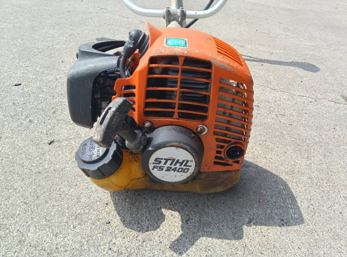 【ジャンク】岩手発!! STIHL 草刈り機 FS2400 リコイル 混合 始動動作未確認 売切!!_画像2