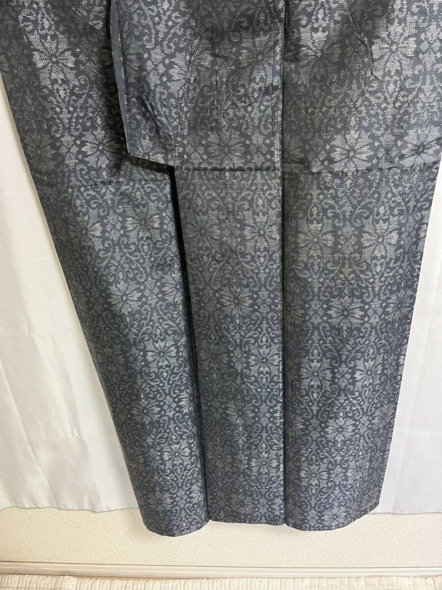 大島紬 正絹 単衣 花 華 青灰色地 着物 和服 和装 着物コーデ リメイク 衣装 百貨店 高級の画像5