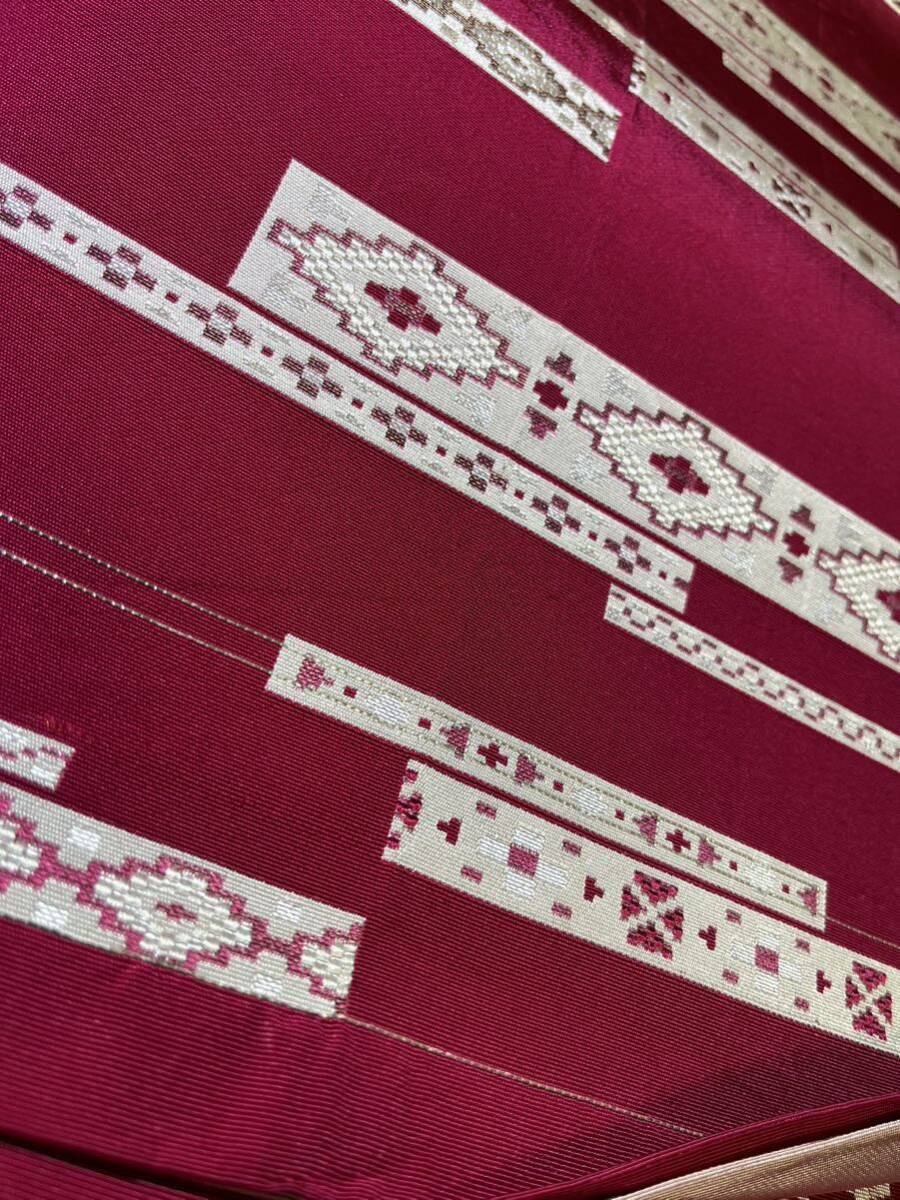 帯 正絹 博多織 菱形 横縞 全通 赤紫色地 着物 和服 和装 着物コーデ リメイク 衣装 百貨店 高級の画像2