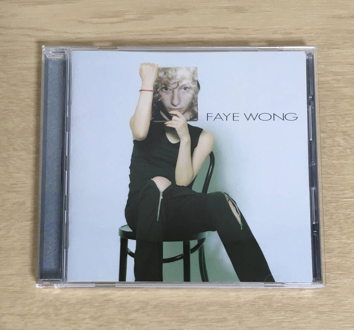 美品 CD『FAYE WONG』フェイ・ウォン 王菲 Faye Wong 日本盤 TOCP-50305 1 A2の画像2