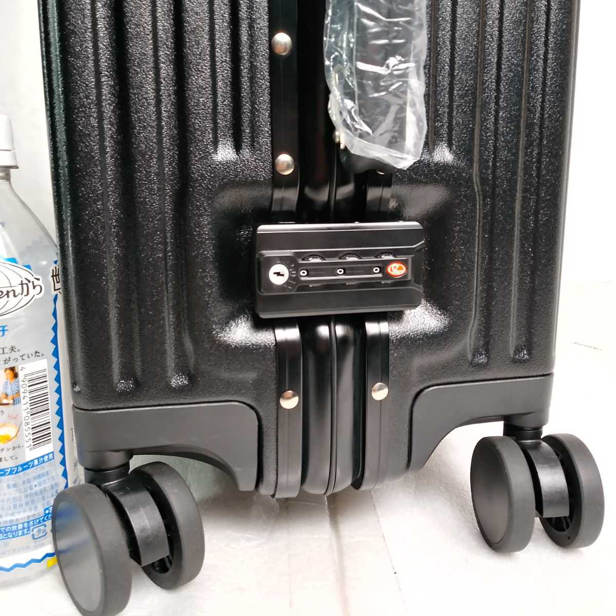 ② black S size aluminium frame frame case suitcase 8 wheel side hook cup holder stock disposal 