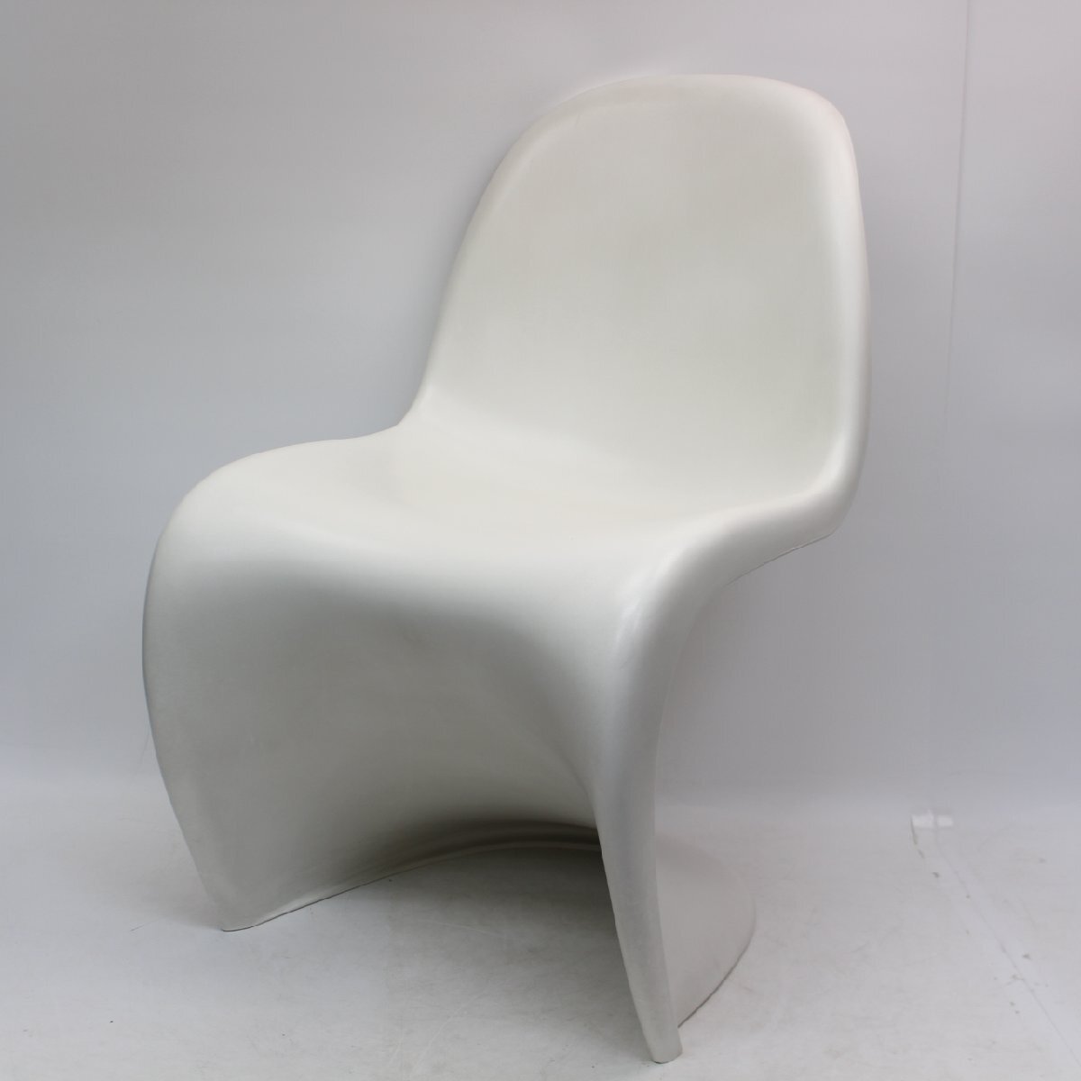 071)ヴィトラ vitra Panton Chair パントンチェア ホワイト 椅子 白の画像1