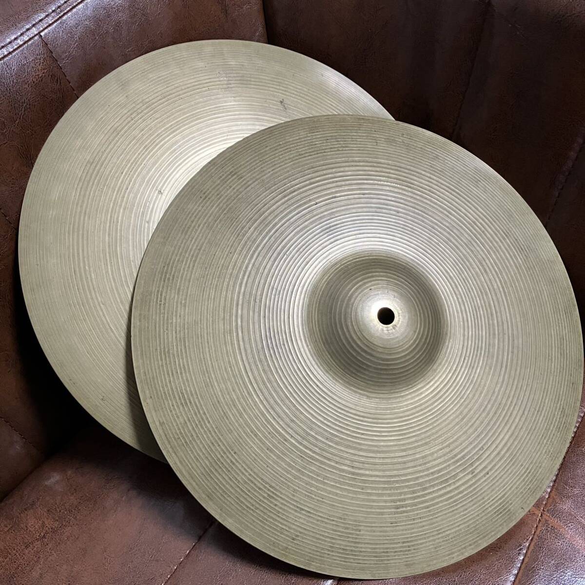 【14インチペア/759g/851g】OLD A Zildjian VINTAGE ジルジャン ハイハット シンバル ヴィンテージの画像1